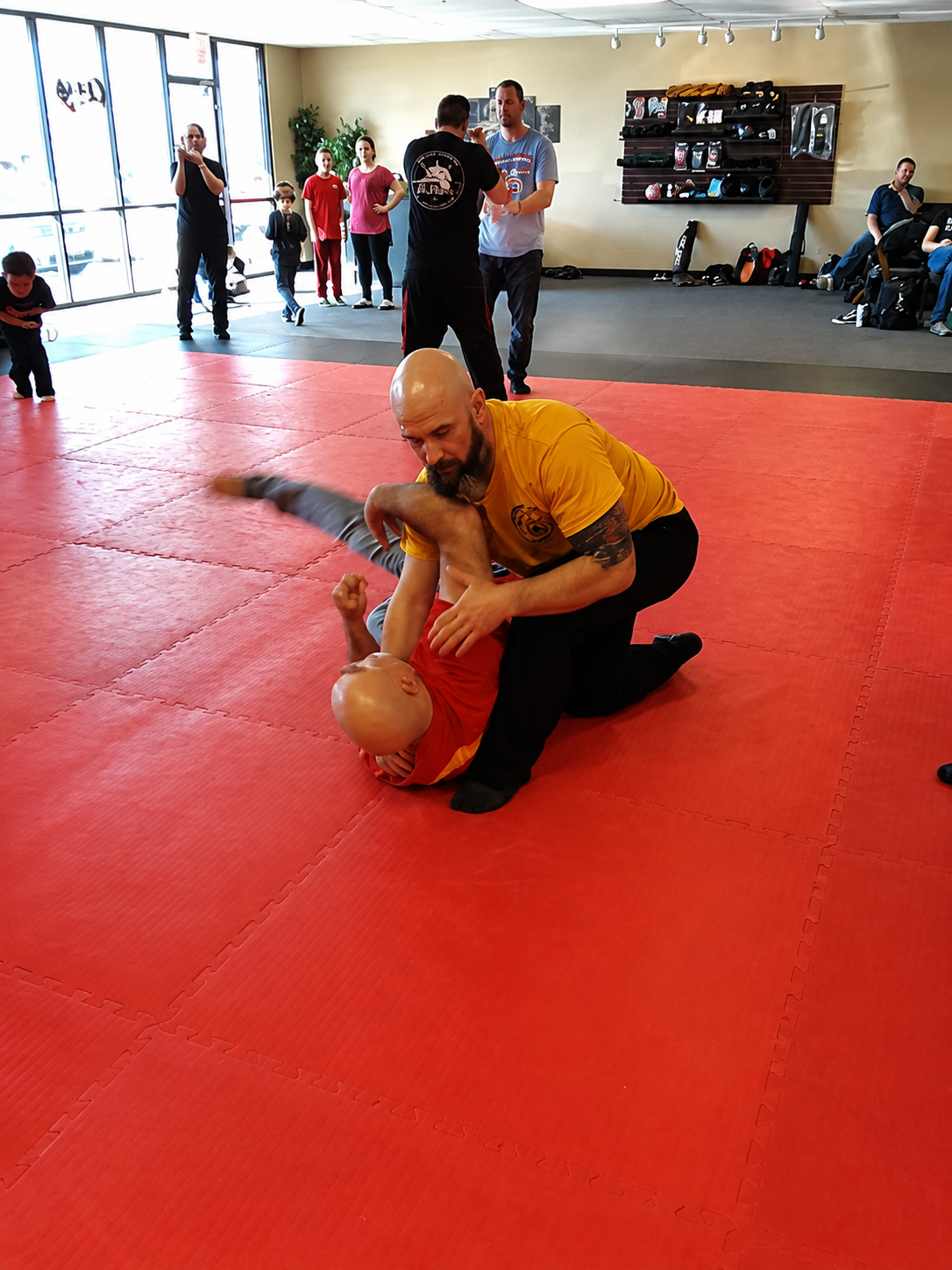 Ground control technique on the mat